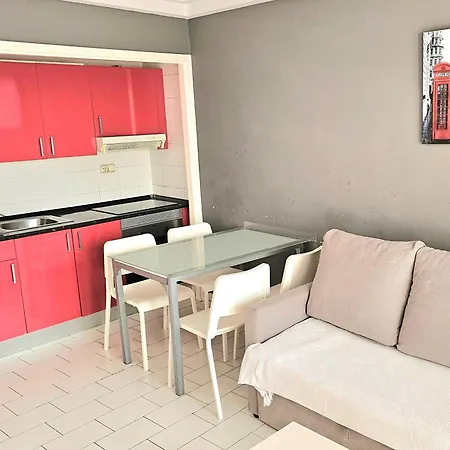 Orlando, * Costa Adeje (Tenerife)